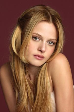Picture of Naz Elmas