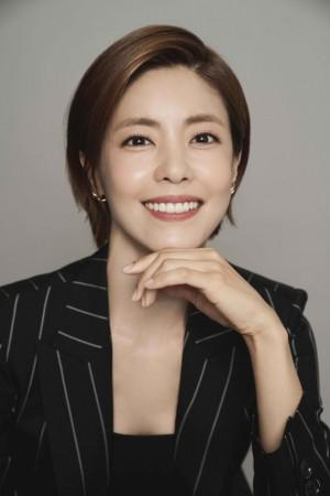 Picture of Lee Yoon-ji