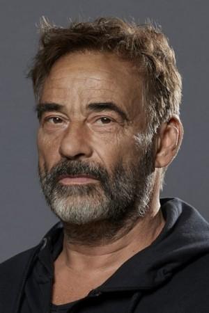Picture of Eduard Fernández