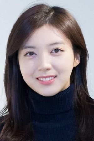 Picture of Chae Seo-jin