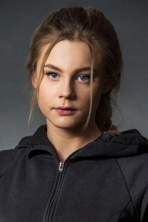 Picture of Molly Nutley