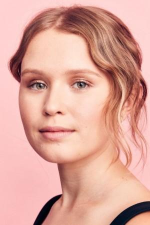 Picture of Eliza Scanlen