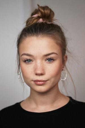 Picture of Julia Beautx