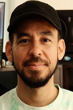 Picture of Michael Kenji Shinoda