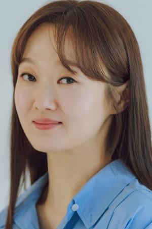 Picture of Lee Bong-ryeon