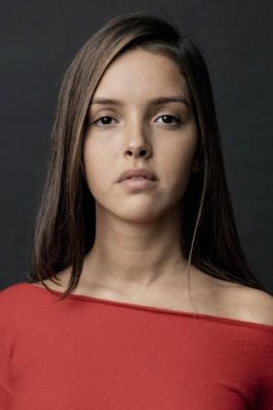 Picture of Lyna Khoudri