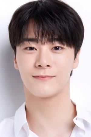 Picture of Moon Bin