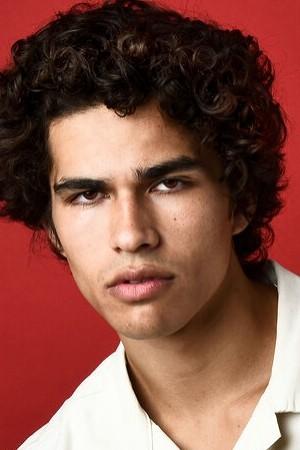 Picture of Alex Aiono