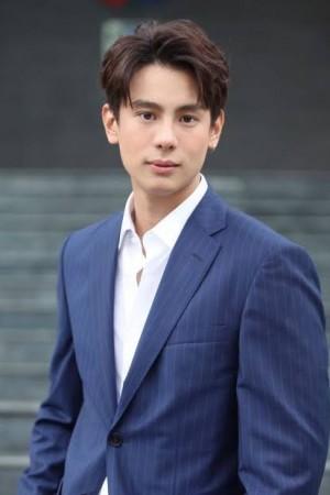 Picture of Bank Artit Tangwiboonpanit