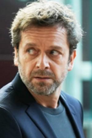 Picture of Jonathan Zaccaï