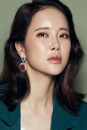 Picture of Baek Ji-young