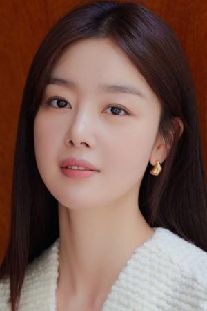 Picture of Han Seon-hwa