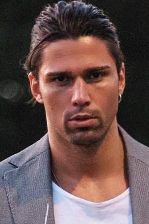 Picture of Luca Onestini