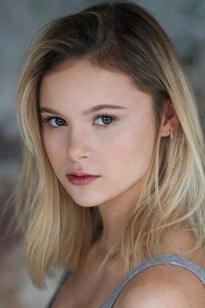 Picture of Mia Jenkins