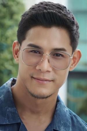 Picture of Guy Ratchanon Sukprakob