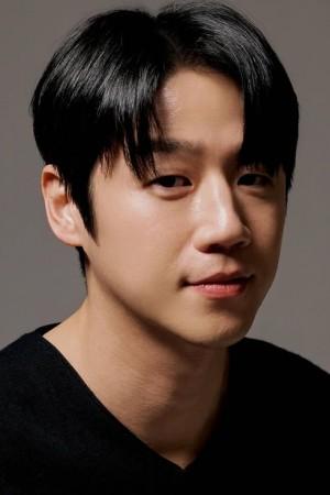 Picture of Jung Joon-won