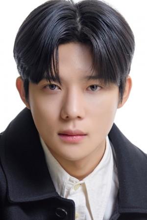 Picture of Moon Sang-min