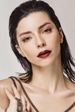 Picture of Merve Boluğur