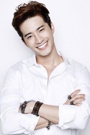 Picture of Bie Thassapak Hsu