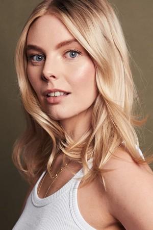 Picture of Nell Hudson