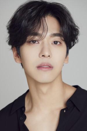 Picture of Mun Ji-hu