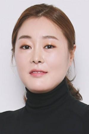 Picture of Yoon Sa-bong