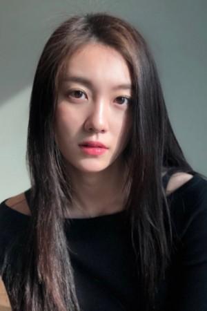 Picture of Lee Suji