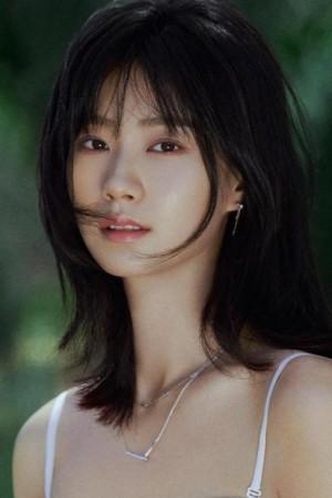 Picture of Zheng Yingchen