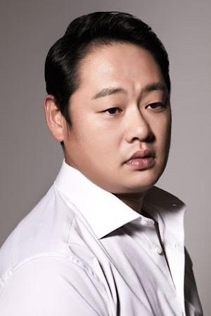 Picture of Lee Yoo-joon