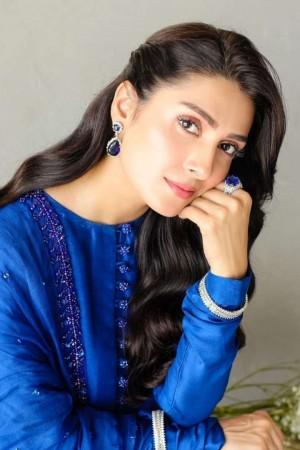 Picture of Ayeza Khan