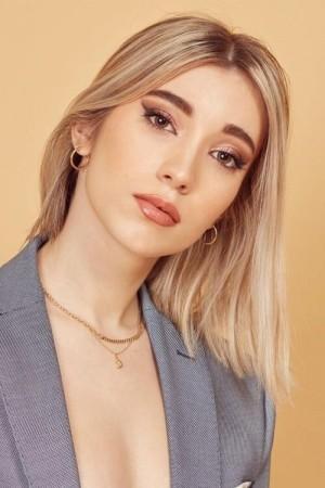 Picture of Rebeca Stones