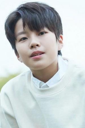 Picture of Jung Jun-hyuk