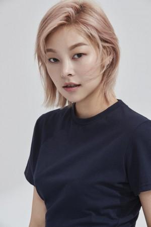 Picture of Song Hae-na
