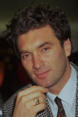 Picture of Tarık Tarcan