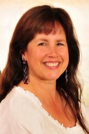 Picture of Debi Sue Voorhees