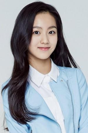 Picture of Kim Sung-kyung