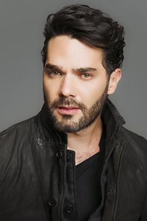 Picture of Carlos Athié
