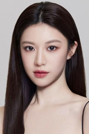 Picture of Go Youn-jung