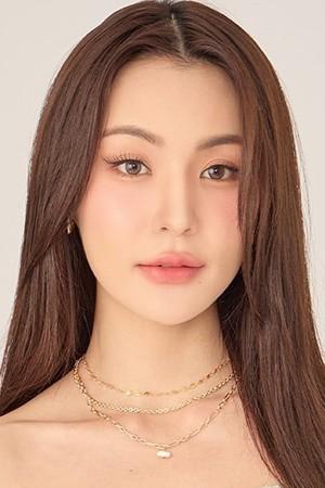 Picture of Kapook Ploynira Hiruntaveesin
