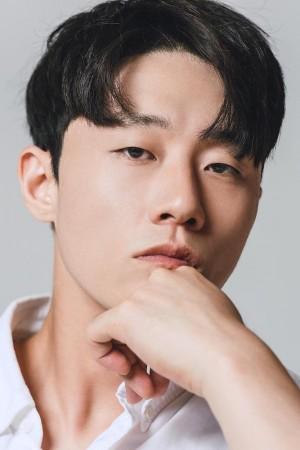 Picture of Lee Shin-ki
