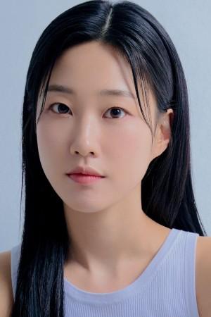Picture of Ha Yoon-kyung