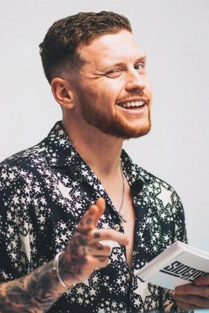 Picture of Behzinga