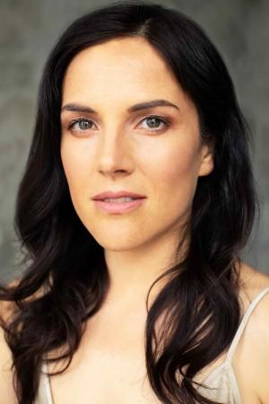 Picture of Stephanie Izsak