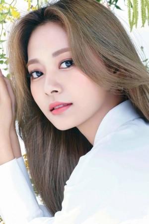 Picture of Chou Tzuyu