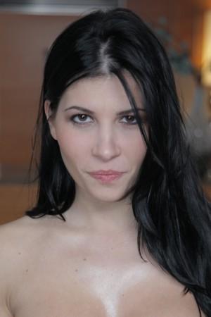 Picture of Rebeca Linares