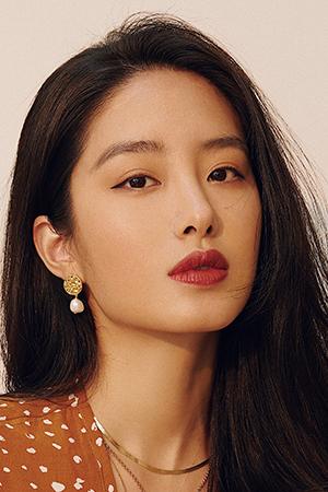 Picture of Yang Caiyu