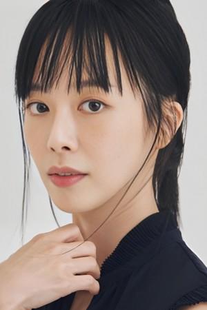 Picture of Shin Ji-soo
