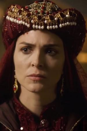 Picture of Zeynep Özder