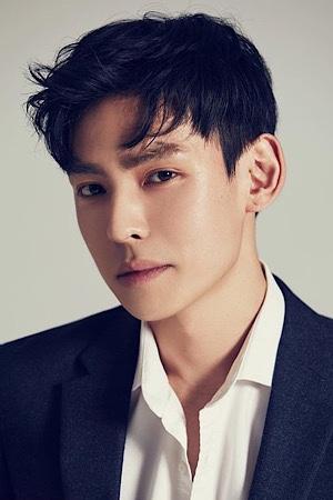 Picture of Kang Hyung-suk