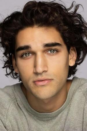 Picture of Josh Heuston